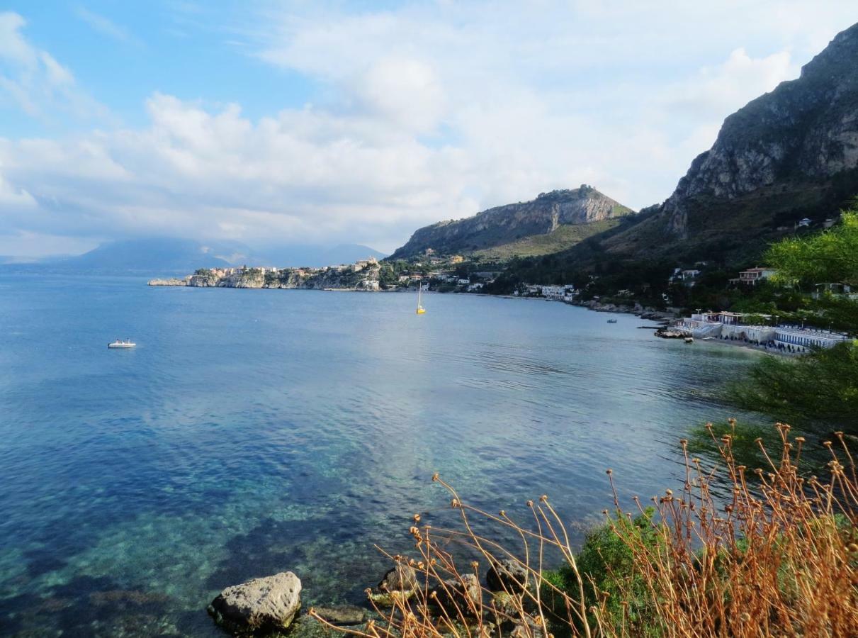 Casa Vacanze Dei Corsari Villa ปาแลร์โม ภายนอก รูปภาพ
